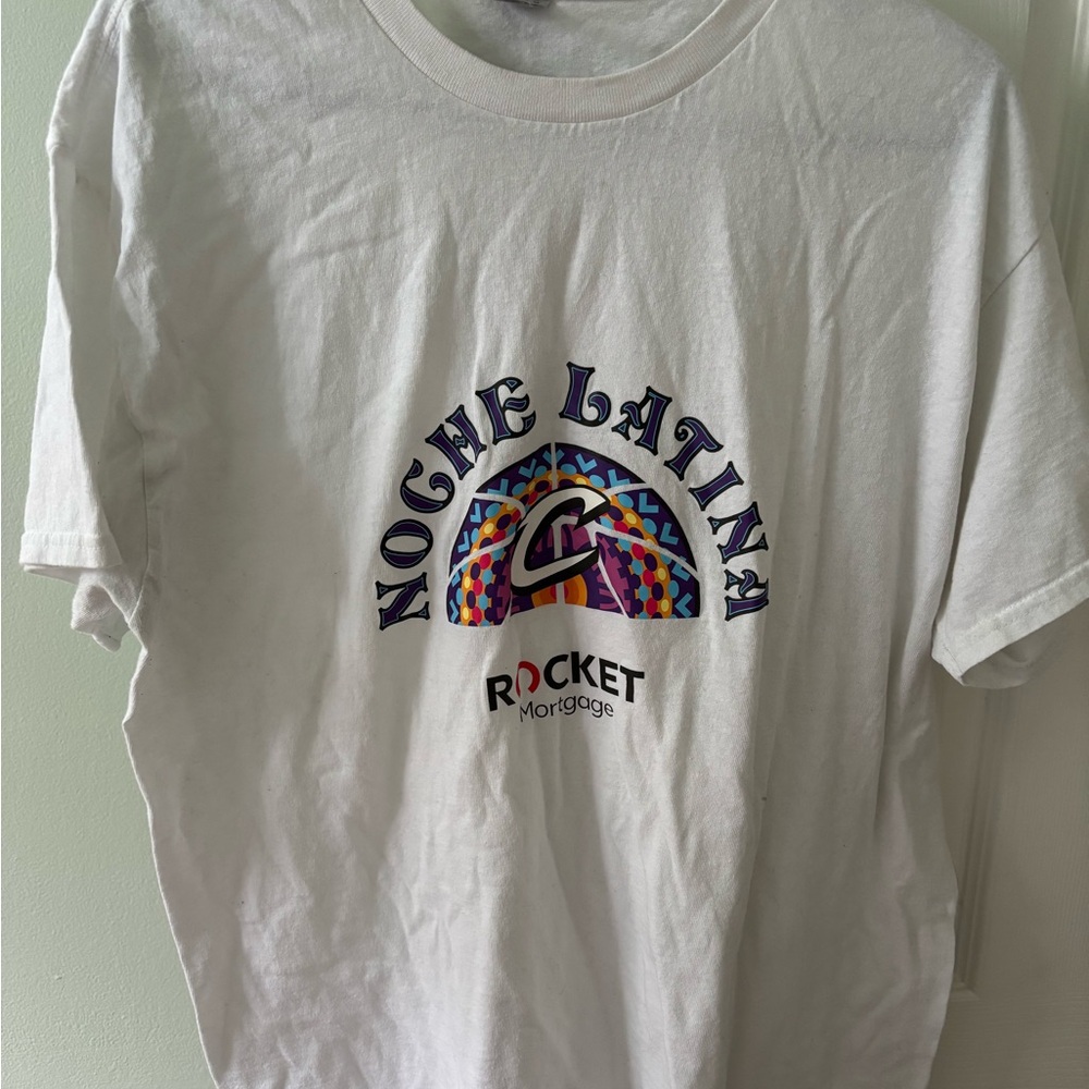 Gildan Heavy Cotton White T-Shirt